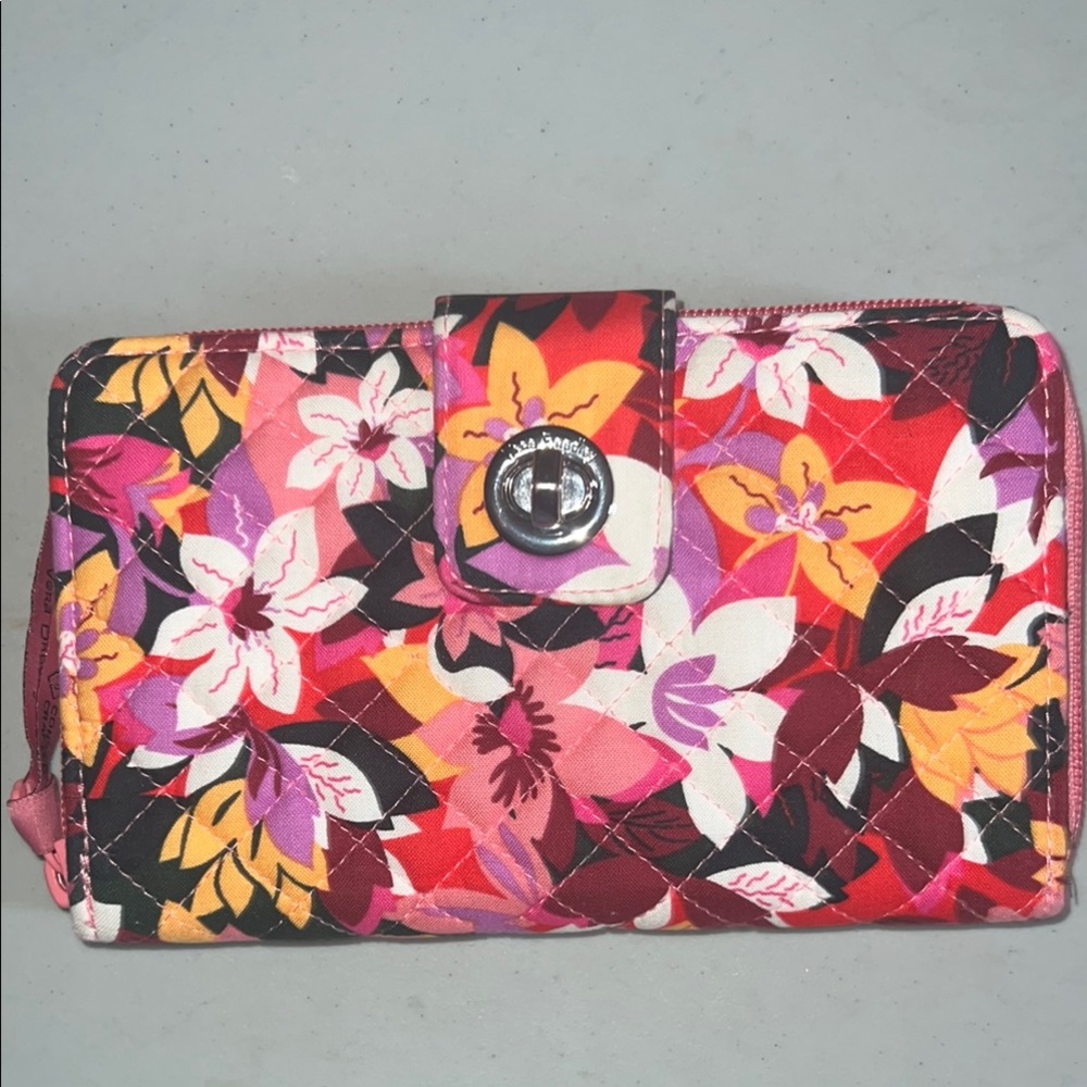 Vera Bradley Floral Wallet- EUC